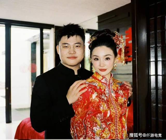 LOL官方更新战力排行榜,第一毫不意外,IG赫然在列!