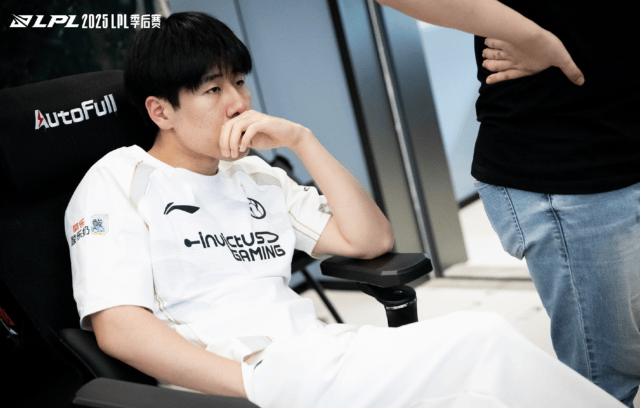 LPL冒泡赛：IG能否逆袭？TES能否保住优势？