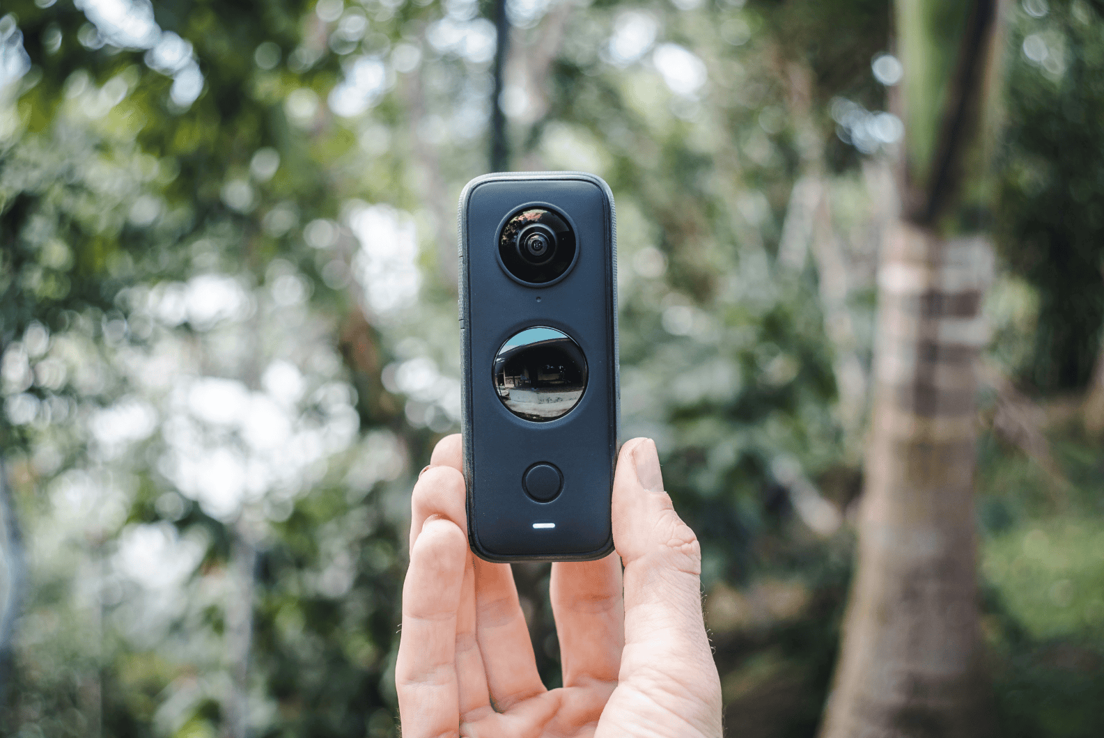 60天市场份额腰斩!影石被大疆“偷家”了