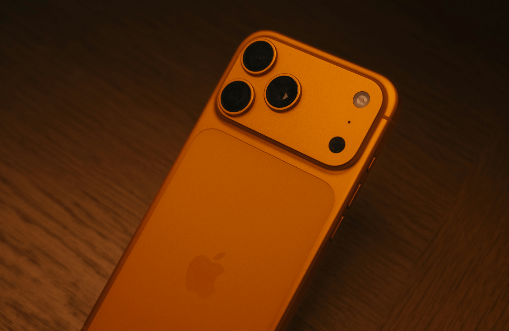 60天市场份额腰斩!影石被大疆“偷家”了